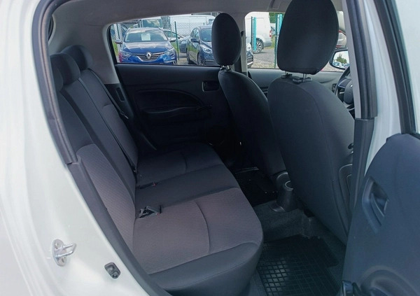 Mitsubishi Space Star cena 26900 przebieg: 74000, rok produkcji 2016 z Łobez małe 301